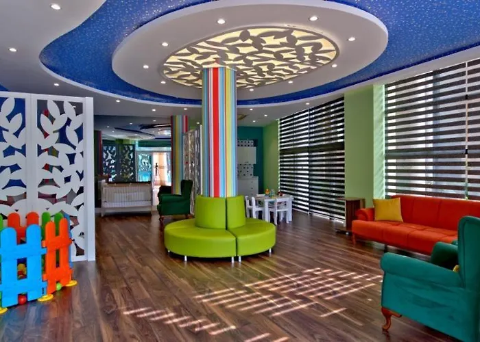 فندق توي ماجيك لايف 5*